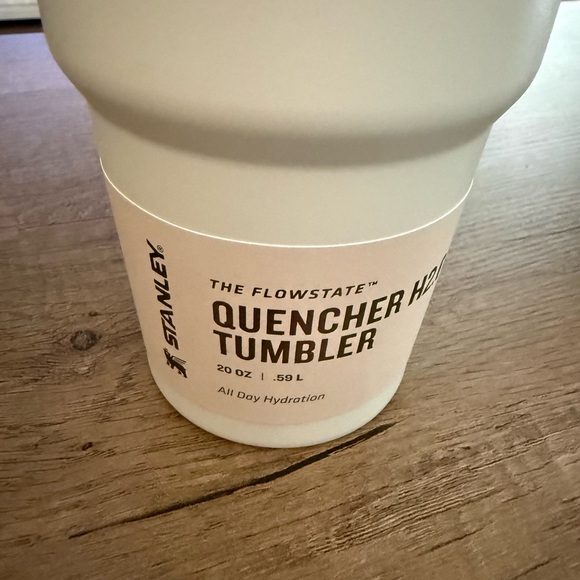 Stanley FlowState Quencher Mist 20oz‎ - Picture 2 of 6